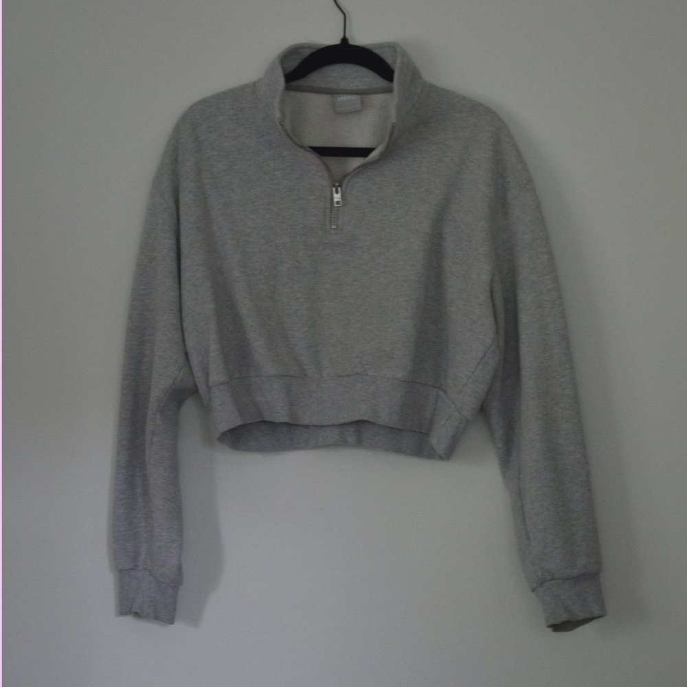 Aritzia Tna Cozy Fleece Perfect 1/4 Zip Sweatshirt - "Heather Chrome"